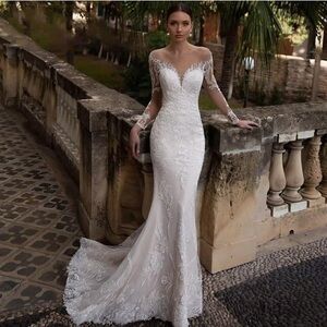 white wedding dress